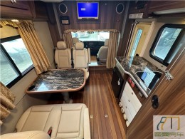 齐星依维柯 2019款齐星依维柯后拓展C型房车