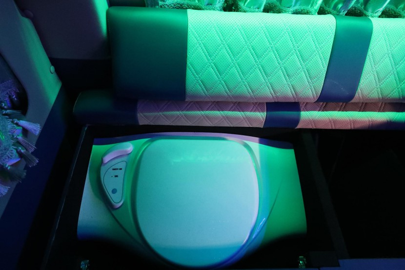 景致房车大通V80加长轴商通版 42万 WLH_5810