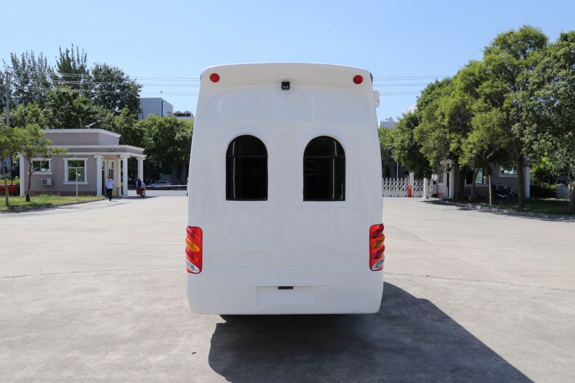 新飞房车新伽途旅居版 13.98万元 IMG_9506