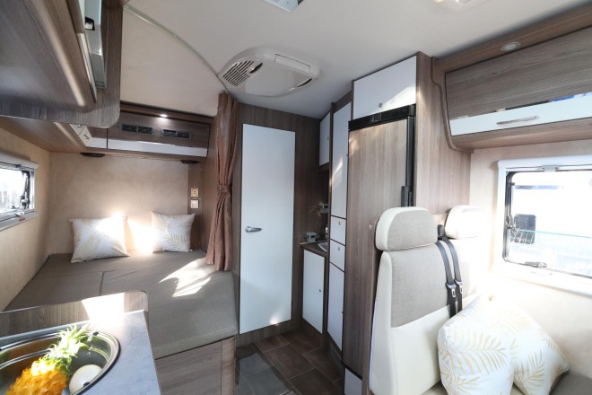 弗瑞德姆2019款全新国产依维柯自动挡T型房车锐尚版TIC-601AX 52.8万 WLH_8351