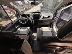 江铃房车 2020款小野牛 六座白色