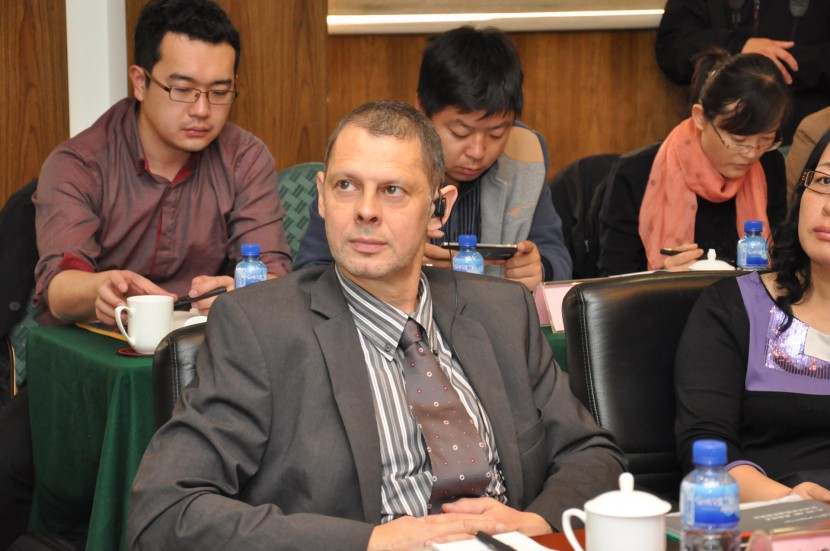 《中国房车行业标准起草和房车安全技术专题会议》在山东烟台召开 德国H&H.R.V房车工业技术有限公司技术总监彼得·雅科布