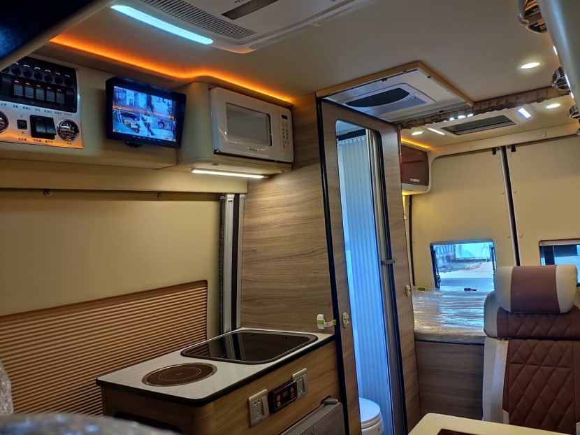 尚旅福特新世代B型房车，手动国六排放最新报价微信图片_20210219155305