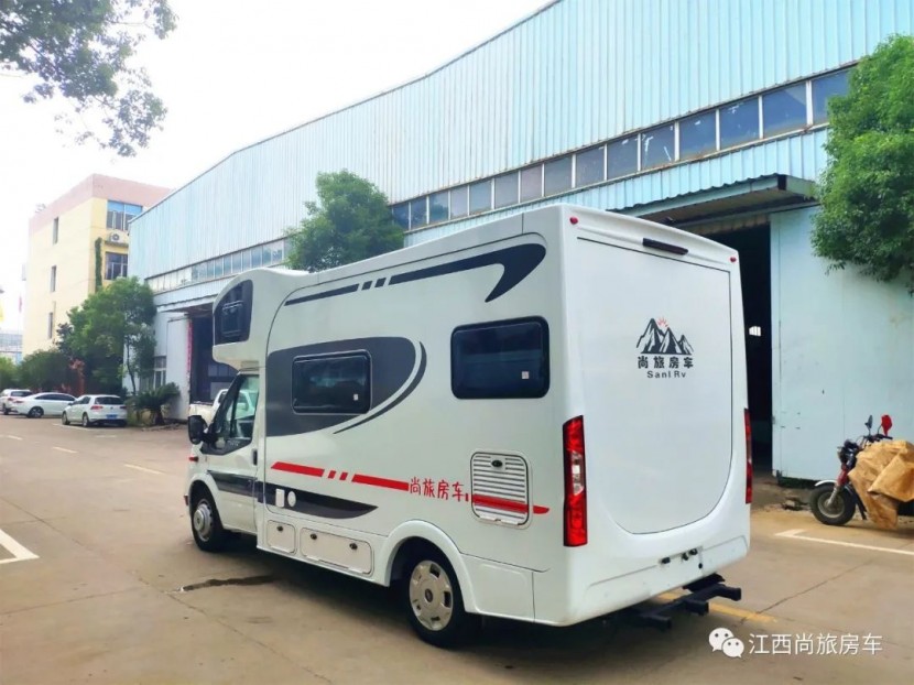 9月2日郑州房车展，尚旅福特新世代C型房车，旅行新风尚，远游越山川！52a052151c9cfe23d8fe570bef57c699