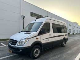 凯伦宾威 奔驰凌特