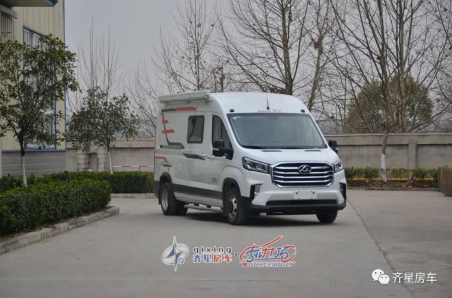 首发订车选装升顶——齐星浩大版DT2521-1（大通V90）B型房车图片