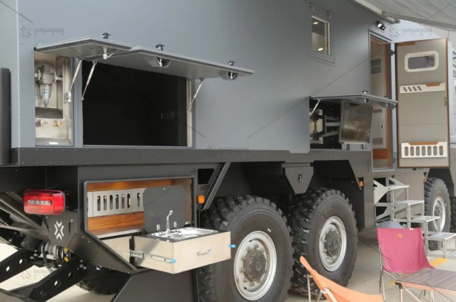 时代的领航者---诺马迪森“领航者M”越野房车图片