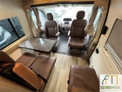 上汽大通 2017款上汽大通V80B型房车