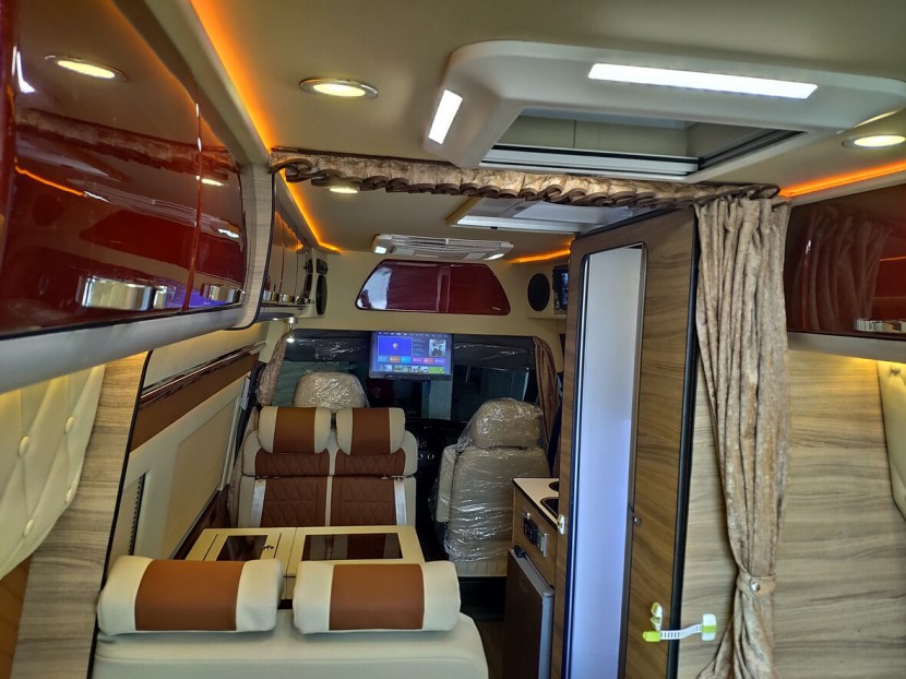 尚旅福特新世代B型房车，手动国六排放最新报价微信图片_20210219155313