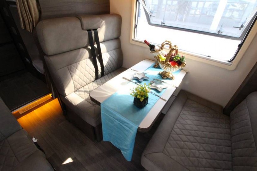 旌航房车巍浩(WH-590-III)auto_3002