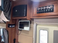 巨威 2019款5600LX