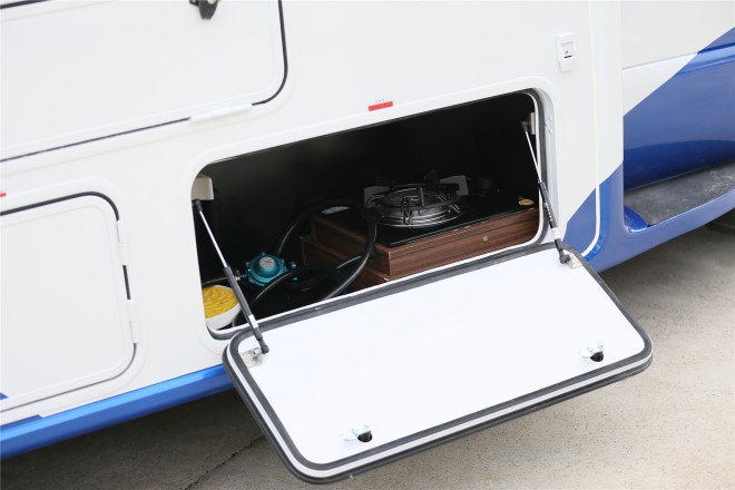 拓锐斯特依维柯C型舒适版TIC-610 52.8万起 00001336