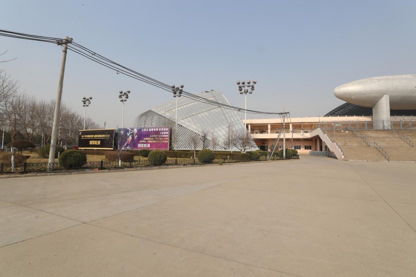 3.31郑州房车展场地河南省体育中心 WLH_3085