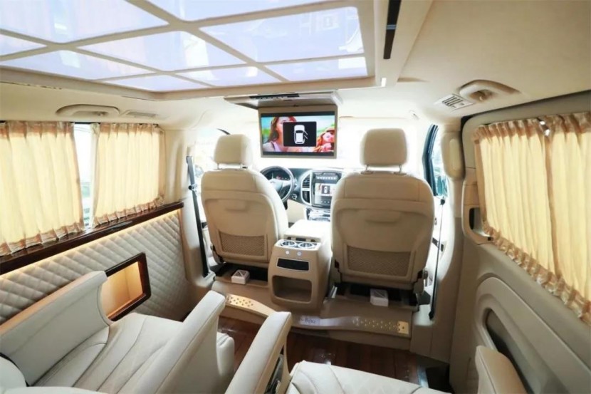 2021限量发售，迈巴赫级享受！全新奔驰七座多功能MPV，52.8万包牌价！4.jpg
