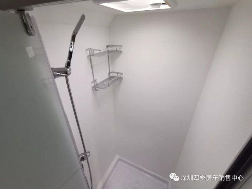11.23杭州房车展14.98万科斯房车“挑战者”，为越野玩家量身定造，全国上牌！baa8304c53e340b385a02aa7dd00f7f6