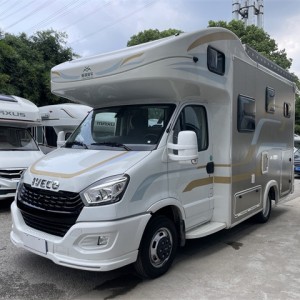2022 款隆翠凯歌 C620 依维柯欧胜C型房车 隆翠依维柯
