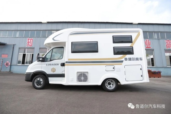 9月2日郑州房车展：鲁道尔房车依诺巴赫，在旅途中重拾青葱岁月！6370b0d3d15b377589563a71e0d42ceb