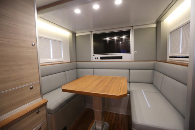 “大白”——诺马迪森“驰骋者”：品质与技术的碰撞