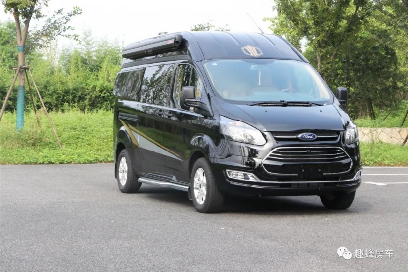 9月2日郑州房车展，趣蜂福特新全顺B620房车，知足常乐方为趣，携手前行攀高峰！d3cdfb88a1e46fc9bf0f37d2f4bab9c3