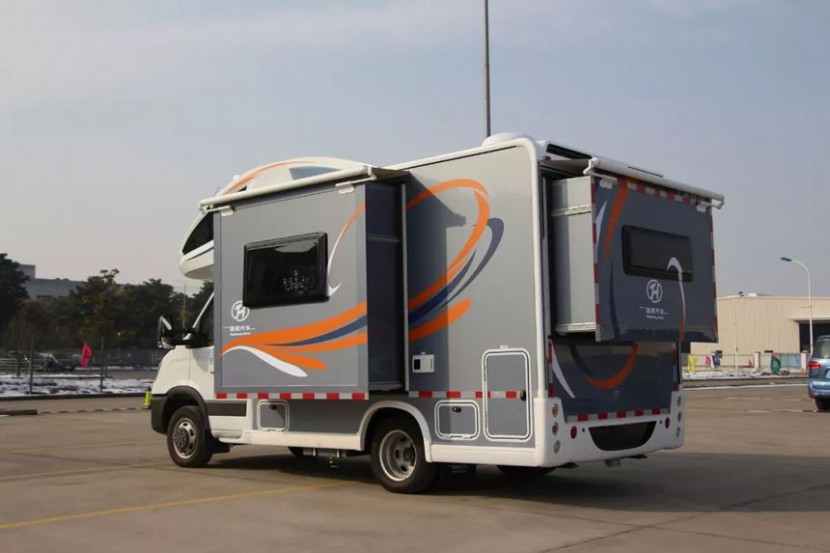 旌航房车巍浩(WH-593-IV)auto_3570