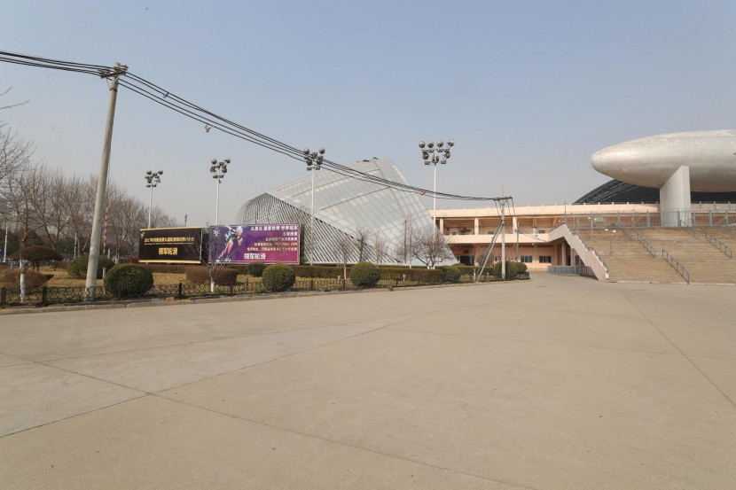 3.31郑州房车展场地河南省体育中心 WLH_3084