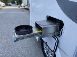 2018款大通C型小额头房车   大通