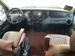 巨威 2019款5600LX