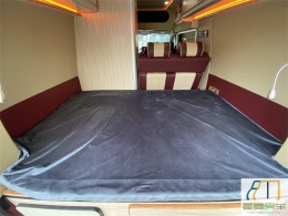 江铃 2019 款江铃福特 B 型房车