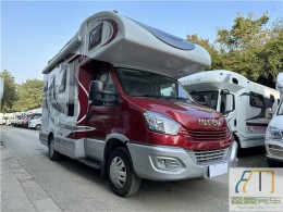 依维柯 2018款依维柯中意极致双拓展C型房车