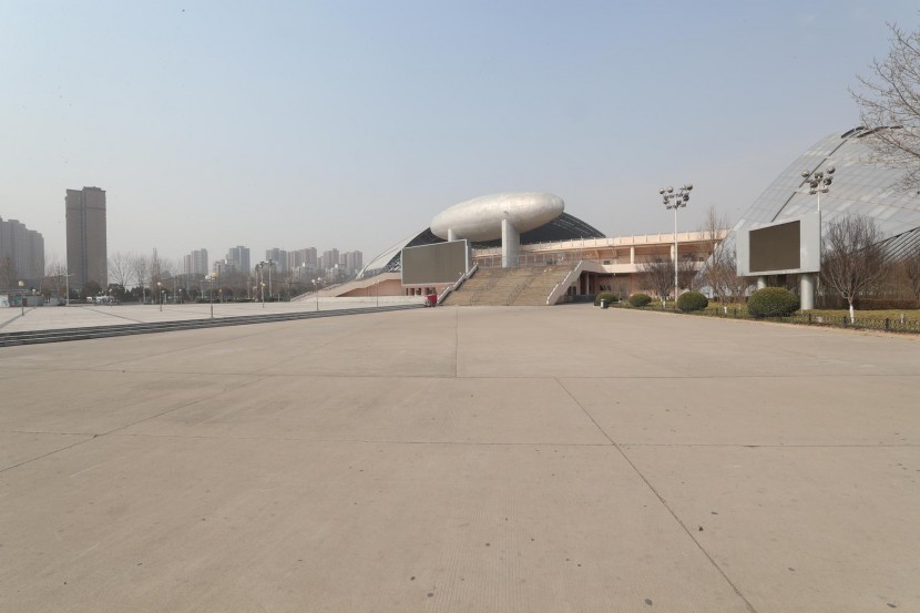 3.31郑州房车展场地河南省体育中心 WLH_2951