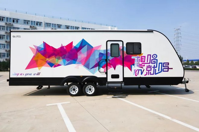 宇通KTV拖挂房车：这，是一条“会唱歌”的推送！