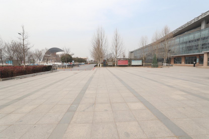 3.31郑州房车展场地河南省体育中心 WLH_3254