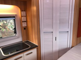 5d9bac056a9c2ac5c9f2be486318331