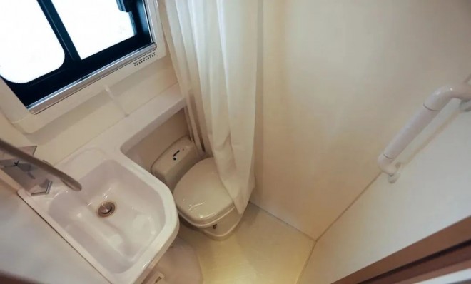 092aa43cb63ac9e754377574a7a019ae