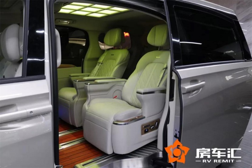 雅典娜版别克GL8商务车，改装后30来万气场翻倍！10.jpg