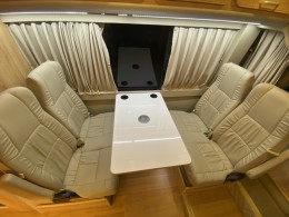 趣蜂房车 2019款4D30版