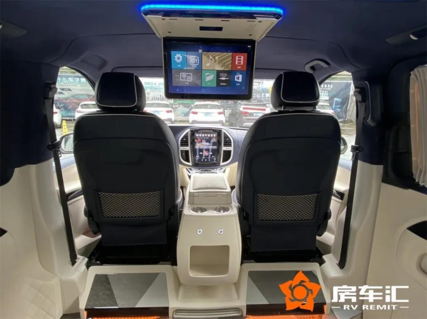 40多万包牌价！奔驰商务航空头等舱，超舒适享受，现车特价！8.jpg