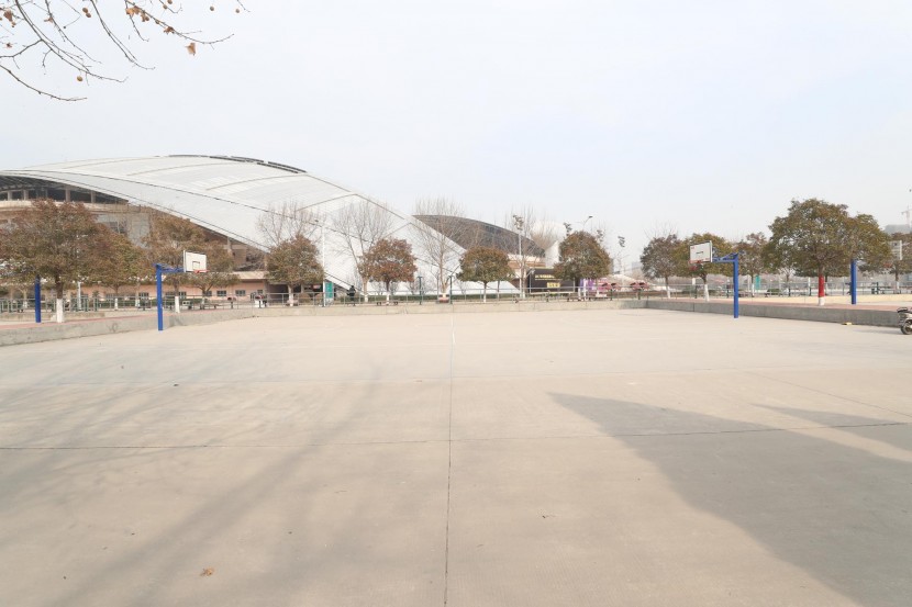 3.31郑州房车展场地河南省体育中心 WLH_3342