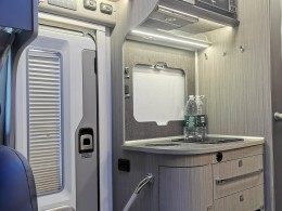 瑞弗 2022款瑞弗V820双扩展房车（巅峰版）