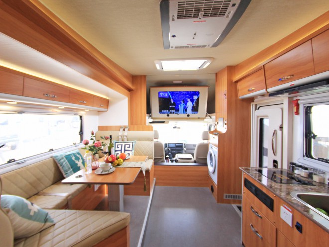 法美瑞欧马可S002-舒适版房车  49.8万元 IMG_2609-tryout