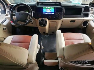 江铃 2019款江铃福特新全顺C型