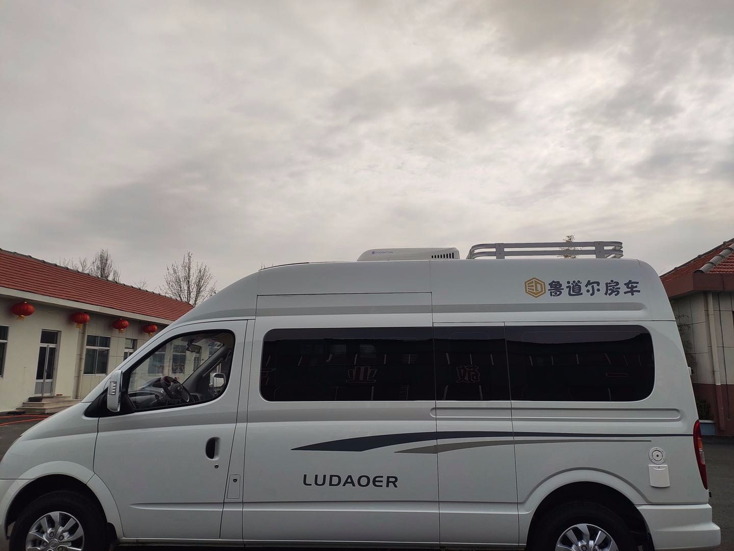 鲁道尔大通V80