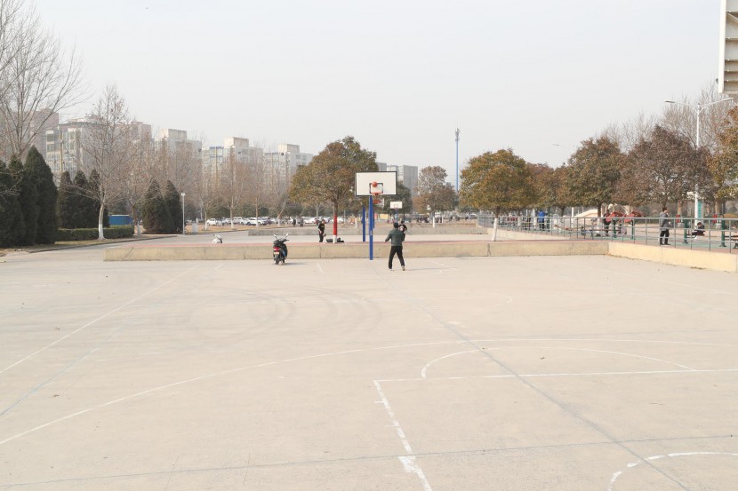 3.31郑州房车展场地河南省体育中心 WLH_3531