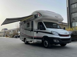 瑞弗房车 2020款V820