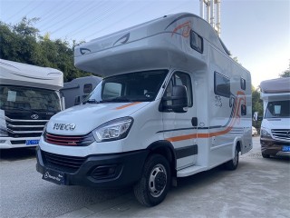 依维柯 20款依维柯欧胜C型房车