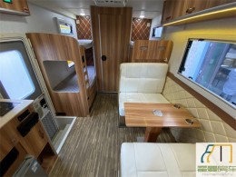 亚星 2019款亚星C多床板旅居房车