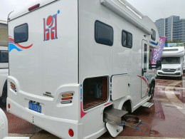 巨威 2019款5600LX