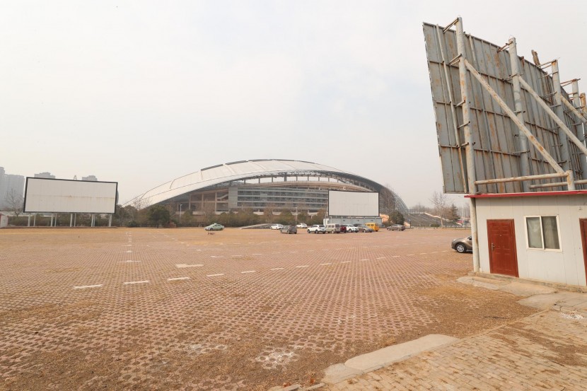 3.31郑州房车展场地河南省体育中心 WLH_2803