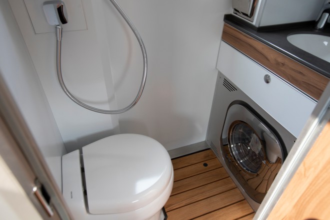 德野诺玛迪森“撼路者”U4023：“铁汉”更“柔情”，真越野，真房车