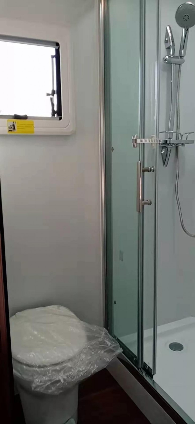 情暖龙城||今天，帝盛“爱心牌”房车加入抗击疫情阵线！b677b87f2082409a9e48f2ab865a47fc
